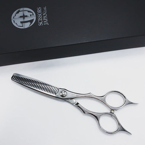 【シザーズジャパンSCISSORS JAPAN】AF25%29i18 LSBS加工 メガネ シザー セニング 美容ハサミ すきばさみ 美容師 理容師 約25% 右利き 6インチ 中古 sc850