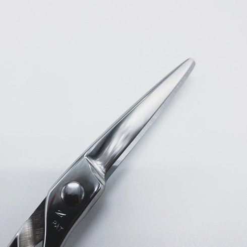 【ナルトシザーズ ナルトシザーNARUTO SCISSORS】ニューヘネシーS シザー オフセット 理容 美容ハサミ 美容師 理容師 右利き 5.5インチ 中古 sc873
