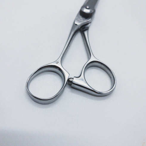 【ナルトシザーズ ナルトシザーNARUTO SCISSORS】ヘネシーS シザー オフセット 理容 美容ハサミ 美容師 理容師 左利き 5.5インチ 中古 sc875