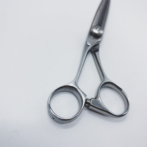 【ナルトシザーズ ナルトシザーNARUTO SCISSORS】二梳きヘネシーラムールS31 オフセット シザー セニング 美容ハサミ すきばさみ 美容師 理容師 約20~25% 左利き 5.8インチ 中古 sc876