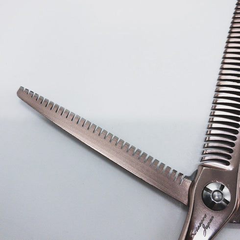 【シザーズジャパンSCISSORS JAPAN】QWR30%30i18L両グシ メガネ シザー セニング 美容ハサミ すきばさみ 美容師 理容師 約20~30% 左利き 6インチ 中古 sc940