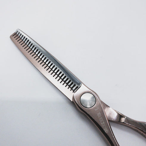 【シザーズジャパンSCISSORS JAPAN】QWR30%30i18L両グシ メガネ シザー セニング 美容ハサミ すきばさみ 美容師 理容師 約20~30% 左利き 6インチ 中古 sc940