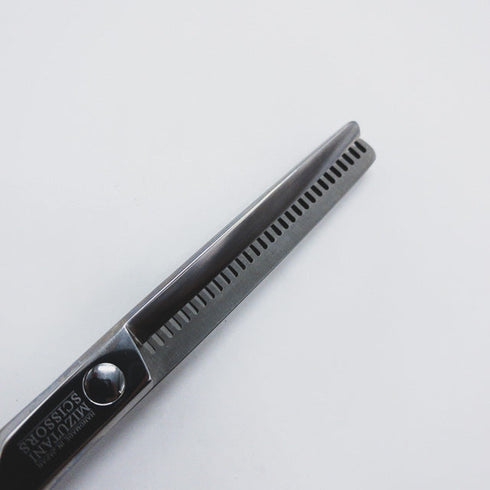 【ミズタニシザーズ ミズタニシザーMIZUTANI SCISSORS】Fit THINNING 30 オフセット シザー セニング 美容ハサミ すきばさみ 美容師 理容師 約30% 右利き 5.7インチ 中古 sc941