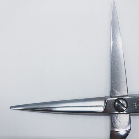 【ヒカリシザーズHIKARI光シザーHIKARI SCISSORS】E-5 シザー オフセット 理容 美容ハサミ 美容師 理容師 右利き 5.7インチ 中古 sc960