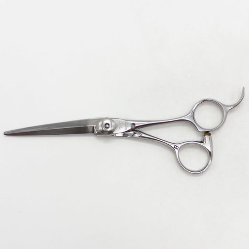 【ナルトシザーズ ナルトシザーNARUTO SCISSORS】 シザー オフセット 理容 美容ハサミ 美容師 理容師 右利き 5.6インチ 中古 yc53