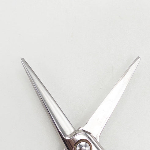 【ナルトシザーズ ナルトシザーNARUTO SCISSORS】 シザー オフセット 理容 美容ハサミ 美容師 理容師 右利き 4.9インチ 中古 yc66