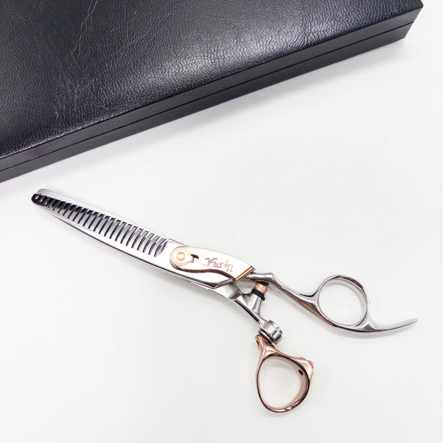 Cランク【ZACC ザック】 セニング すき鋏22目 美容師 理容師:F-1116【中古】 89 セニング 梳き鋏 USED 中古 スキ バサミ